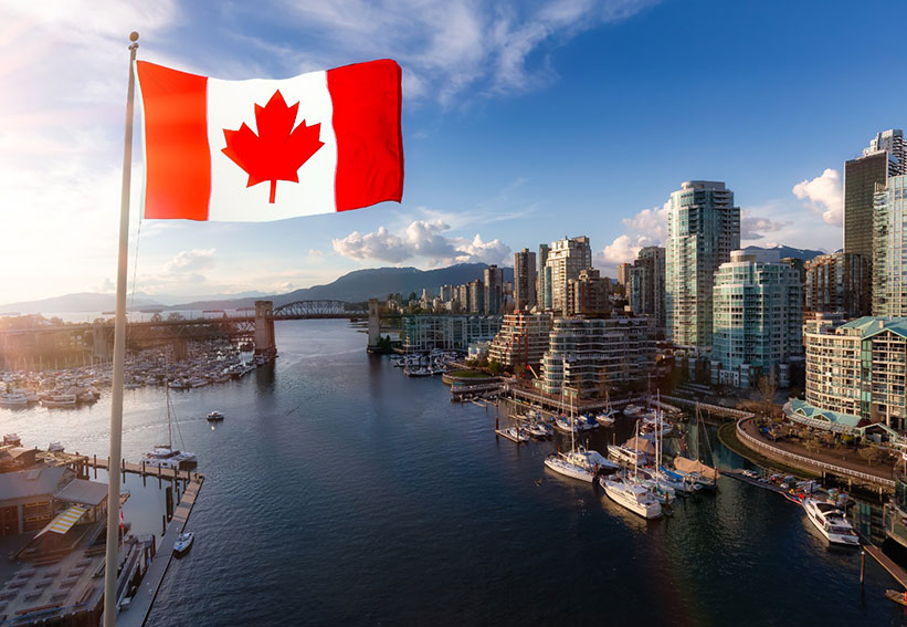 कनाडा जाने के चाहवान नौजवानों को बड़ा झटका: कनाडा ने एमिग्रेशन शुल्क 12% बढ़ाया